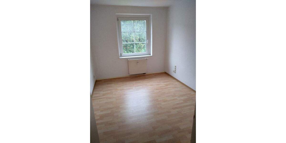 Etagenwohnung Strehla - 2 Zimmer, 45 m&sup2;, 270&euro; | Angebot:24530864