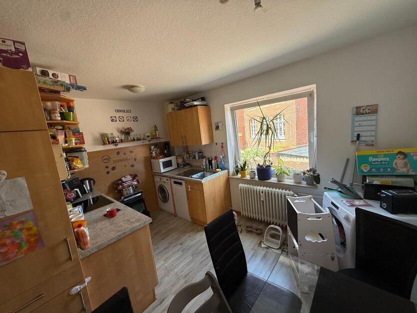 3 Zimmer Whg. mit 87,35 m², Einbauküche, Balkon und Gäste-WC