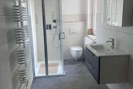 Wohnung Elgersburg - 4 Zimmer, 107 m&sup2;, 650&euro; | Angebot:26408928