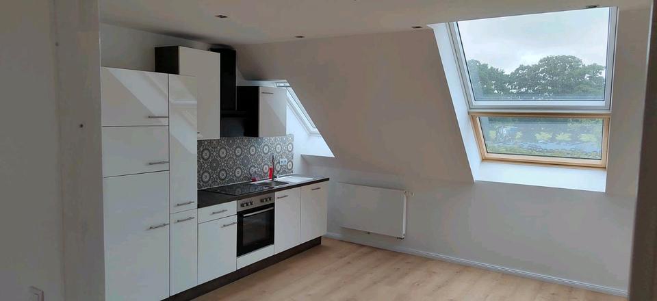 Etagenwohnung Großefehn - 5 Zimmer, 160 m&sup2;, 999&euro; | Angebot:24779412