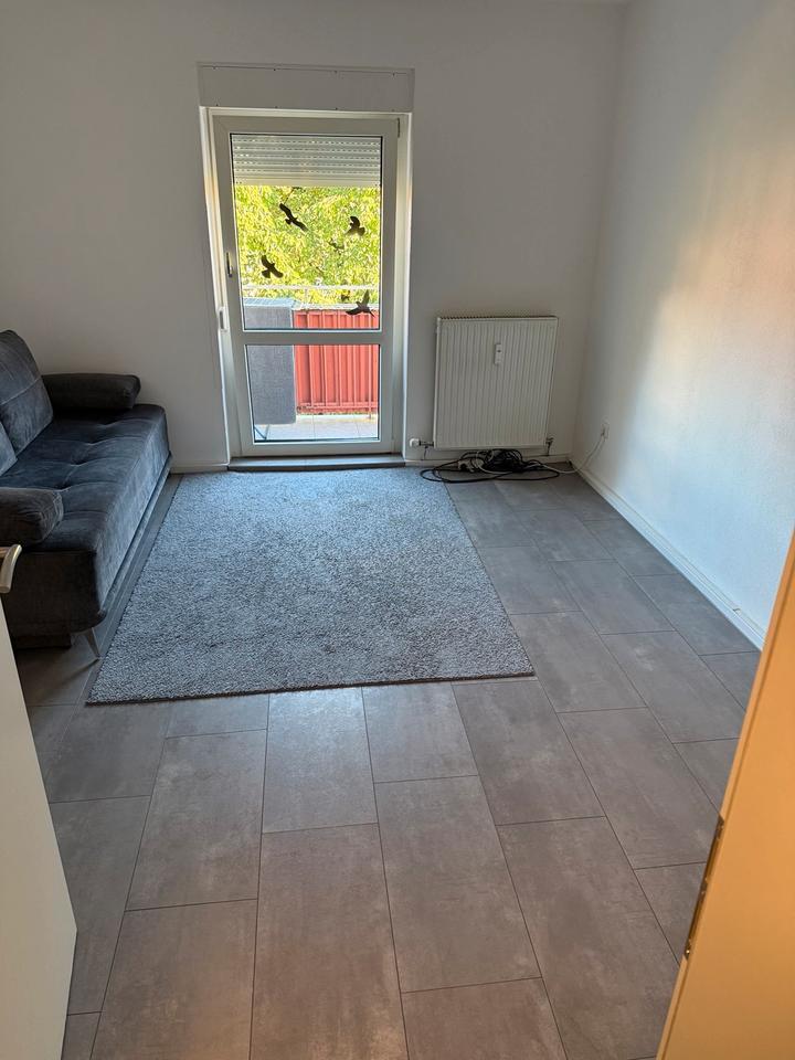 Helle 3-Zimmer-Wohnung mit Balkon in zentraler Lage – Esslingen