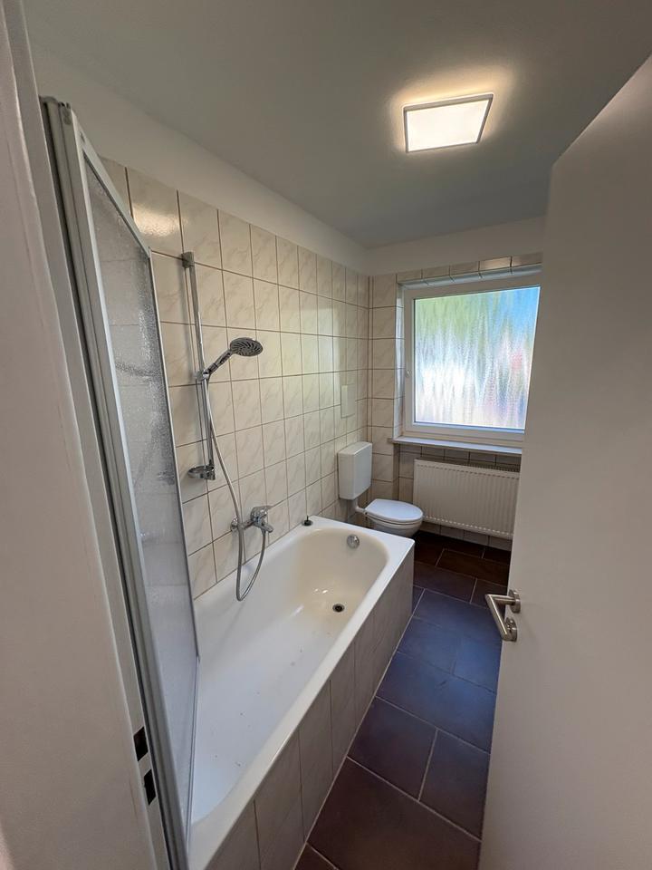 Apartment mit 1 Zimmer Küche und Bad ab sofort