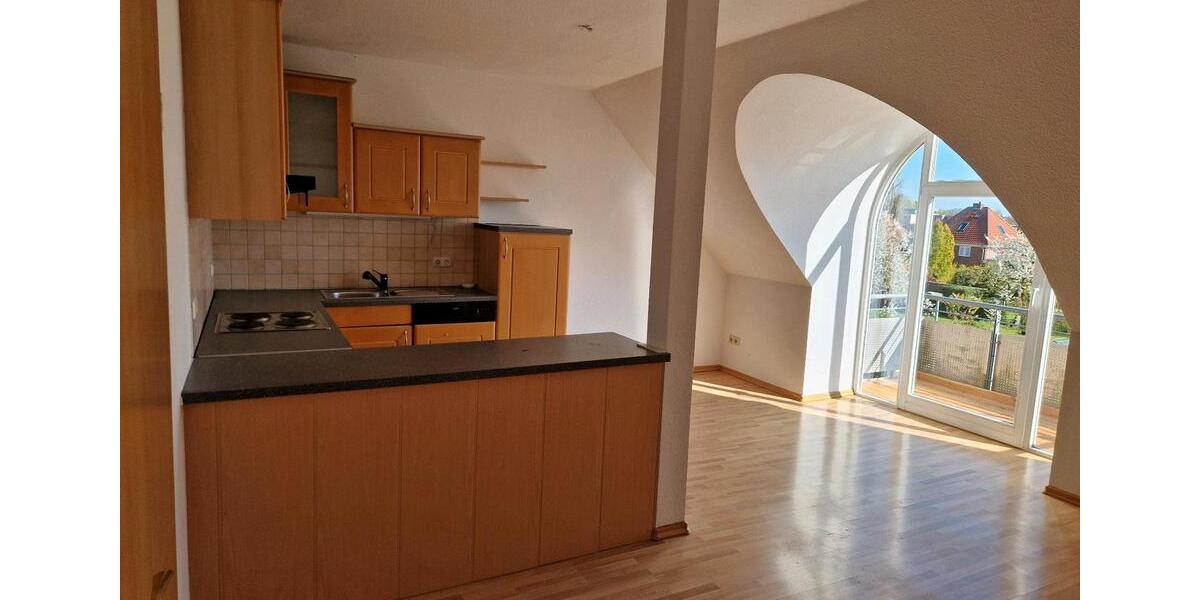 Dachgeschoßwohnung Schwerin Friedrichsthal - 2 Zimmer, 54 m&sup2;, 730&euro; | Angebot:26247923