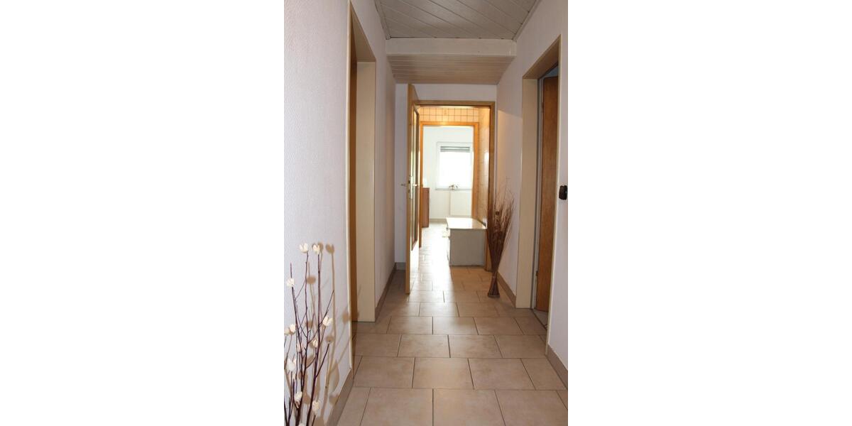 Erdgeschoßwohnung Untergruppenbach - 2.5 Zimmer, 83 m&sup2;, 900&euro; | Angebot:24729089