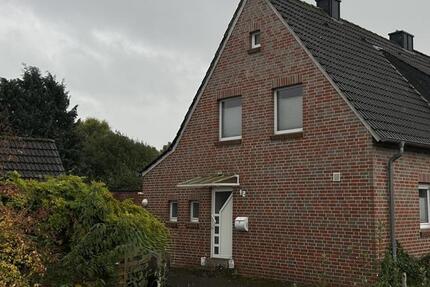 Doppelhaushälfte zu vermieten in LingenBiene – Nähe BP 4 zimmer