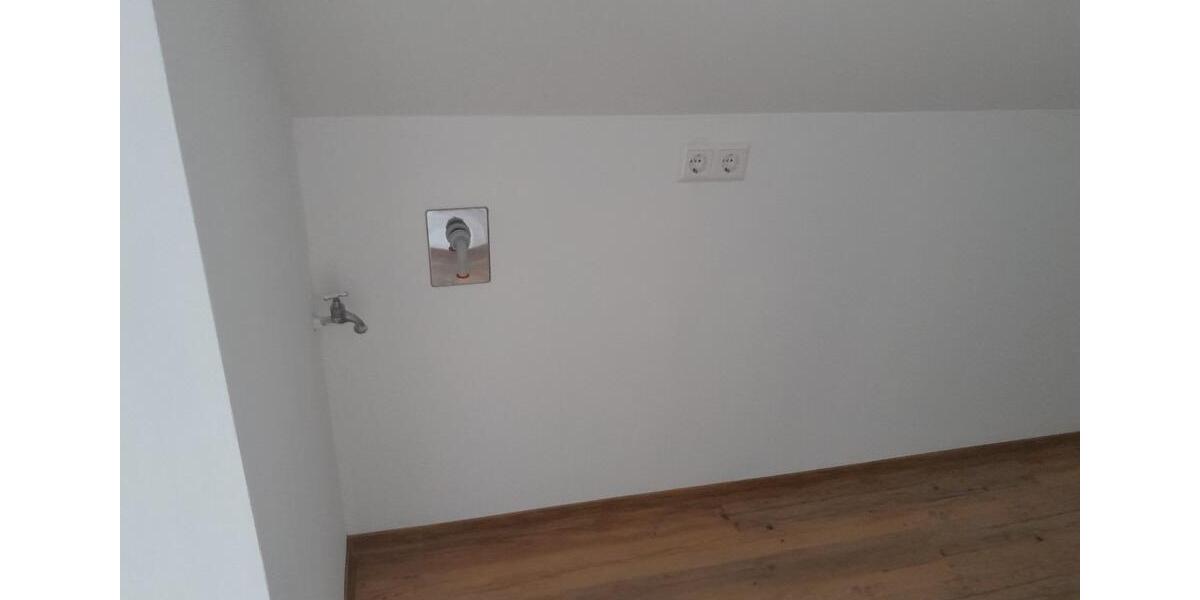 Dachgeschoßwohnung Martfeld - 3 Zimmer, 100 m&sup2;, 650&euro; | Angebot:26232176