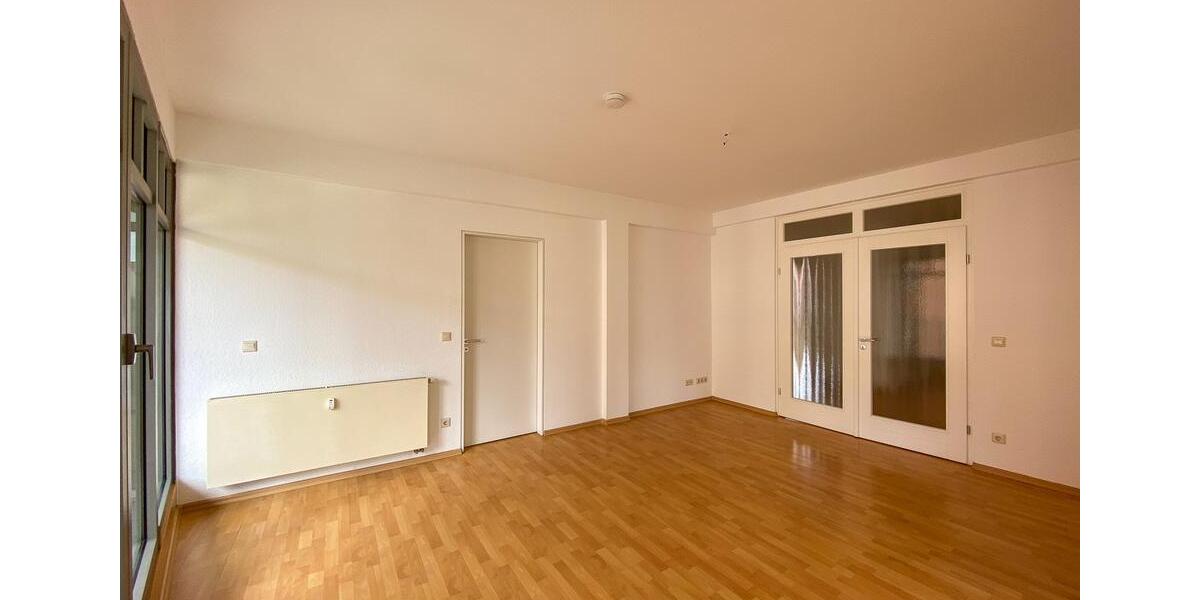 Etagenwohnung Naumburg (Saale) - 4 Zimmer, 110 m&sup2;, 800&euro; | Angebot:26476537