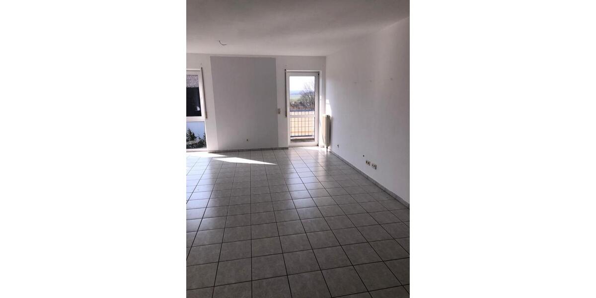 Etagenwohnung Kirchberg (Hunsrück) - 3 Zimmer, 78 m&sup2;, 655&euro; | Angebot:26236208
