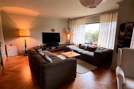 Haus Warstein - 6 Zimmer, 200 m&sup2;, 1.800&euro; | Angebot:23819571