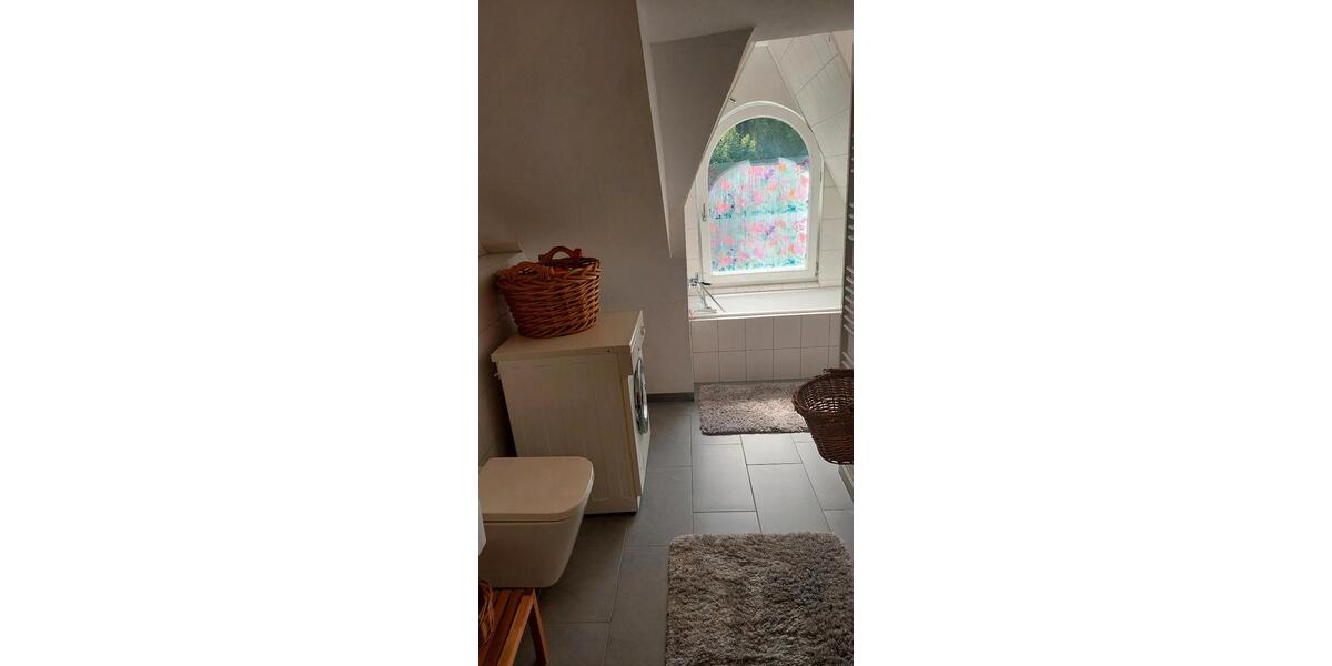 Dachgeschoßwohnung Dortmund Aplerbeck - 1 Zimmer, 70 m&sup2;, 1.250&euro; | Angebot:26426324