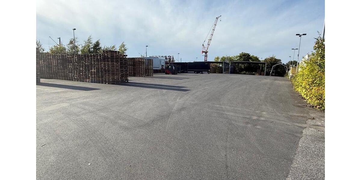 5000 m² Freifläche + 340 m² Halle Büro Lager Gewerbefläche zimmer