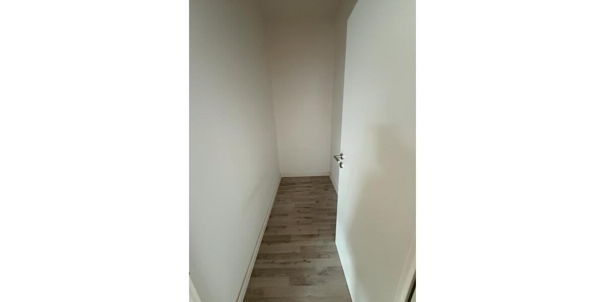 Erdgeschoßwohnung Uelzen - 3 Zimmer, 78 m&sup2;, 730&euro; | Angebot:23538948