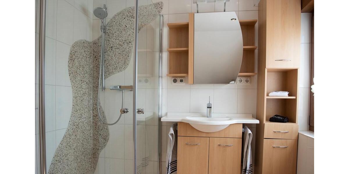 Dachgeschoßwohnung Kronach - 3 Zimmer, 72 m&sup2;, 735&euro; | Angebot:23471069