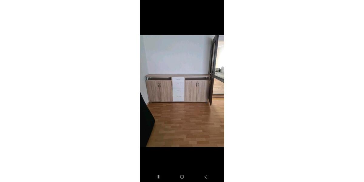 Etagenwohnung Mogendorf - 3 Zimmer, 90 m&sup2;, 750&euro; | Angebot:24474550