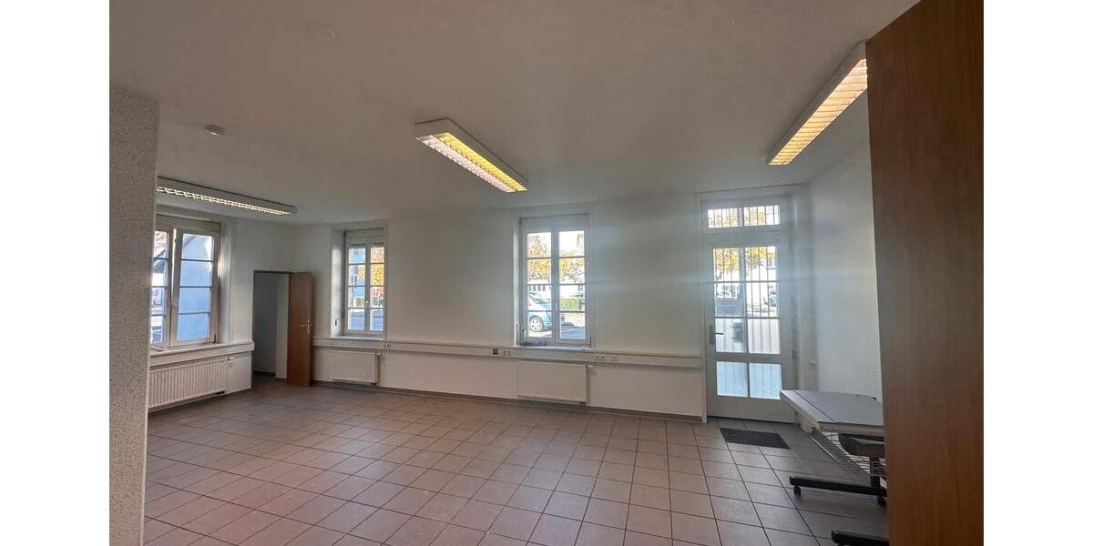 Gewerbeobjekt Rielasingen-Worblingen Worblingen - 1.210&euro; | Angebot:24401435