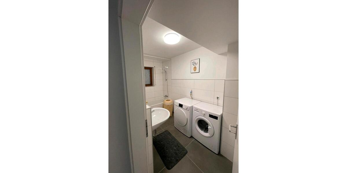 Wohnen auf Zeit Karlsruhe Mühlburg - 1 Zimmer, 16 m&sup2;, 700&euro; | Angebot:26135223