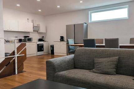 Wohnen auf Zeit Neulußheim - 3 Zimmer, 136 m&sup2;, 20&euro; | Angebot:24440402