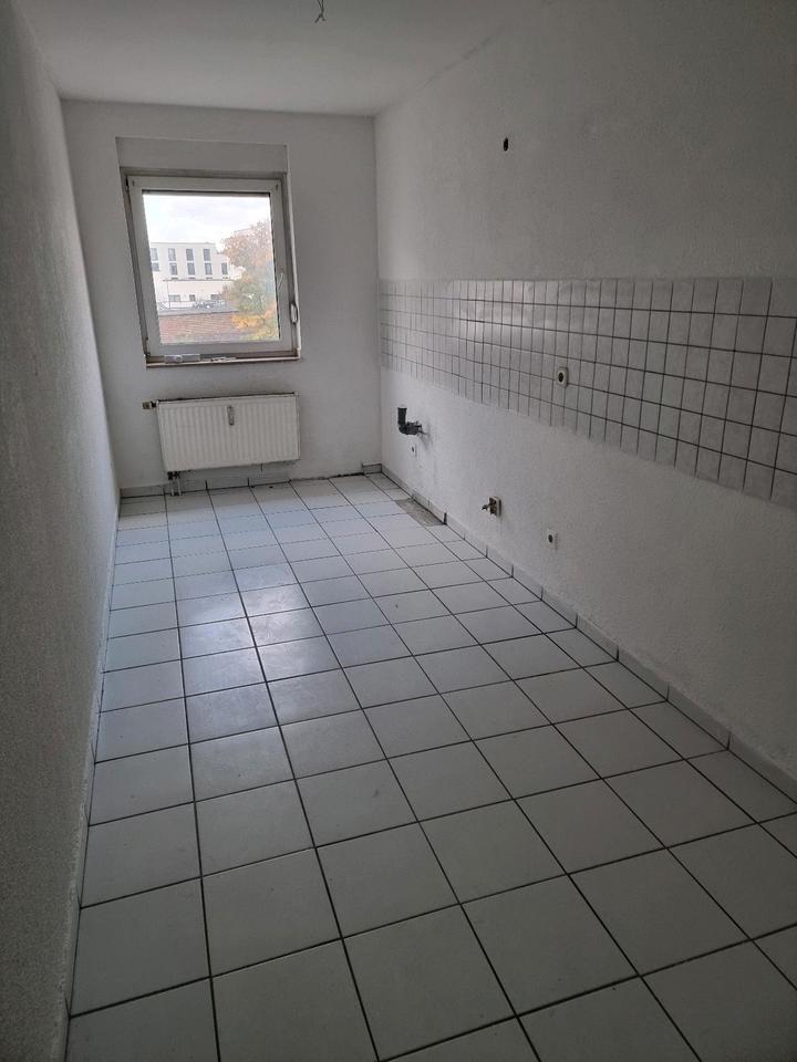 ​☀️ Zentrale & Helle 3-Zimmer-Wohnung mit Traumbalkon im 3. OG! zimmer