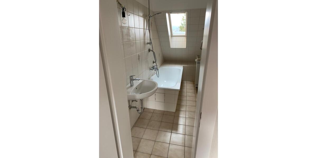 Reihenhaus Holzminden - 3 Zimmer, 93 m&sup2;, 800&euro; | Angebot:24587683