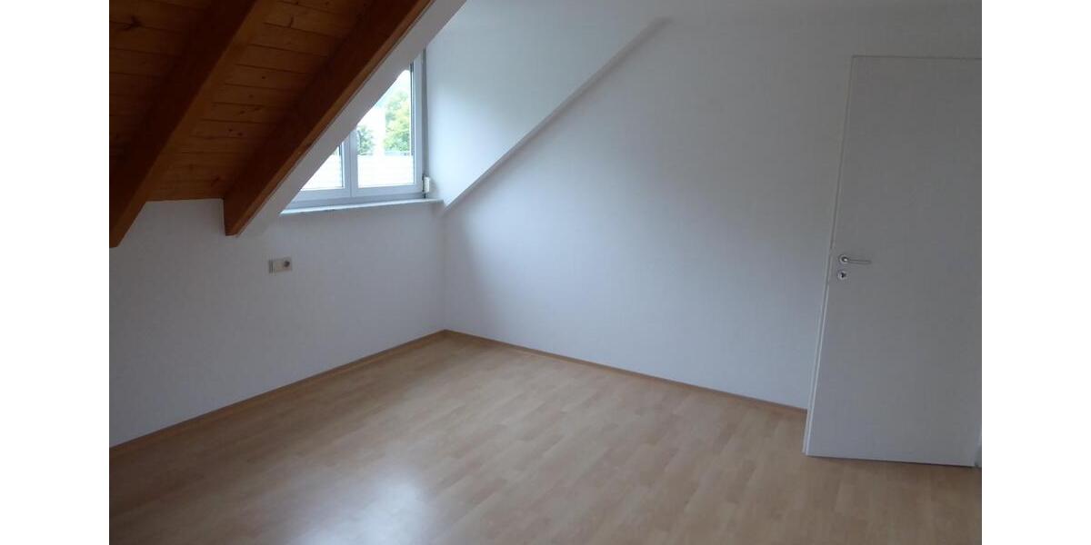 Maisonettenwohnung Spaichingen - 2.5 Zimmer, 72 m&sup2;, 870&euro; | Angebot:25022216