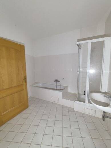 Etagenwohnung Löbau Altlöbau - 2 Zimmer, 107 m&sup2;, 538&euro; | Angebot:24026973