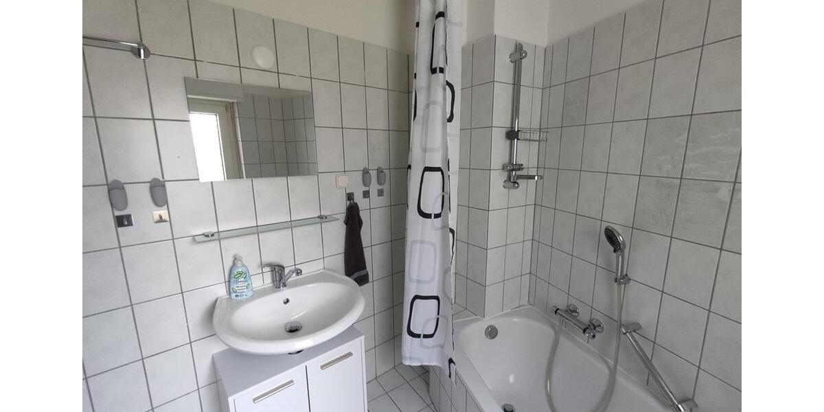 Wohnen auf Zeit Pirmasens - 4 Zimmer, 95 m&sup2;, 450&euro; | Angebot:18198126