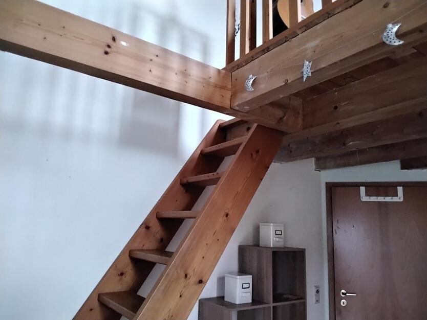 Geräumiges möbl. Zimmer für Berufspendler