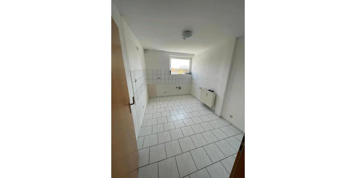 Etagenwohnung Saarlouis - 4 Zimmer, 105 m&sup2;, 900&euro; | Angebot:26096755