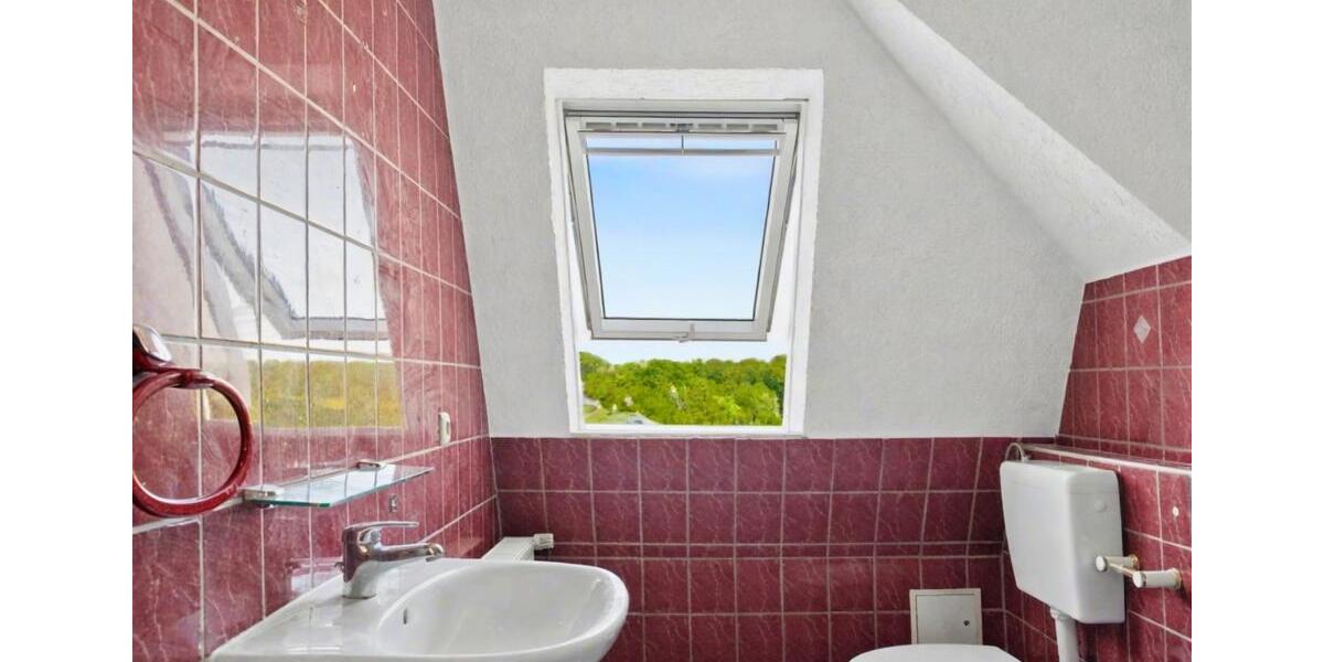 Dachgeschoßwohnung Güsten - 1 Zimmer, 34 m&sup2;, 270&euro; | Angebot:24865373