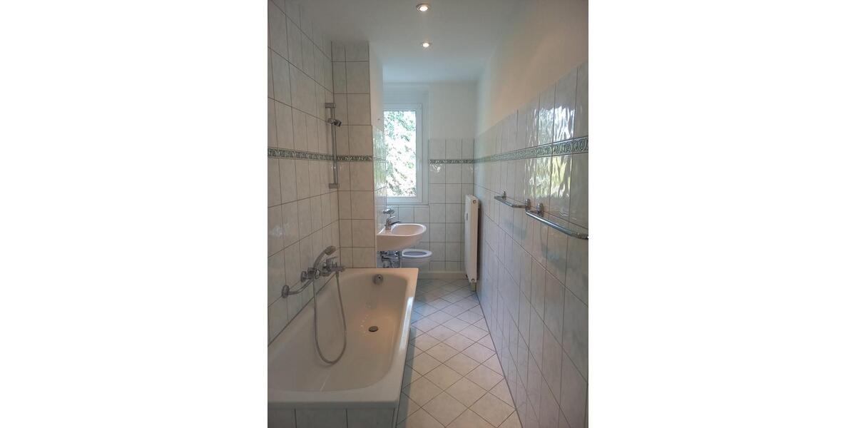 Etagenwohnung Döbeln - 2 Zimmer, 49 m&sup2;, 230&euro; | Angebot:24601710