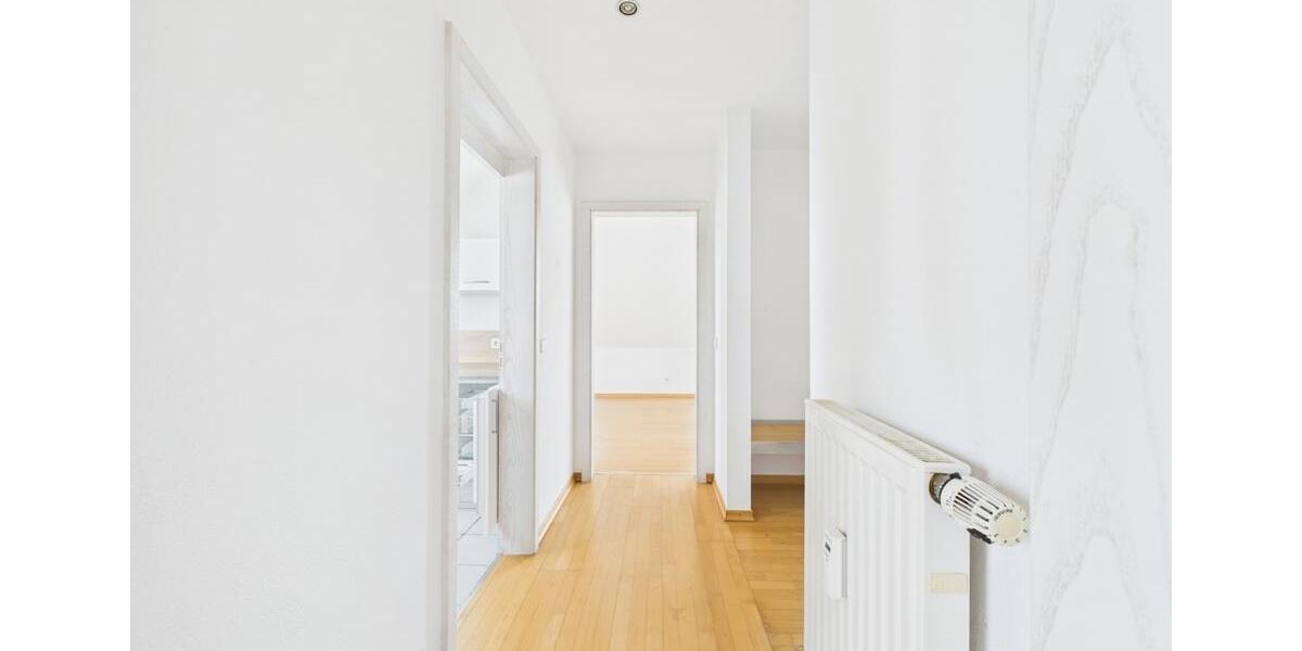 Dachgeschoßwohnung Massing - 3 Zimmer, 79 m&sup2;, 600&euro; | Angebot:22531394