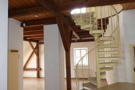 Wohnung Lauingen - 4 Zimmer, 122 m&sup2;, 950&euro; | Angebot:25973066