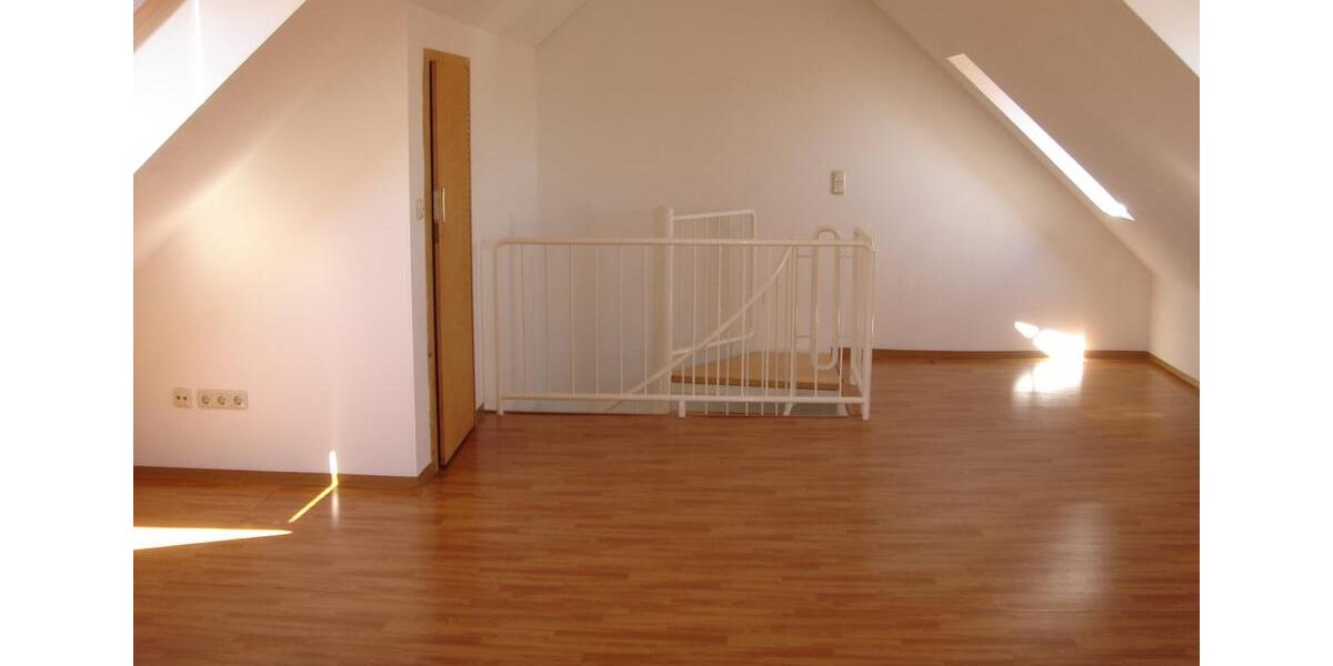 Etagenwohnung Bad Neustadt an der Saale - 3.5 Zimmer, 93 m&sup2;, 950&euro; | Angebot:22052287