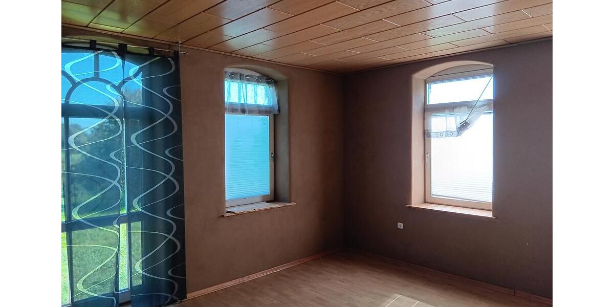 Erdgeschoßwohnung Neustadt am Rübenberge - 5 Zimmer, 160 m&sup2;, 990&euro; | Angebot:26646456