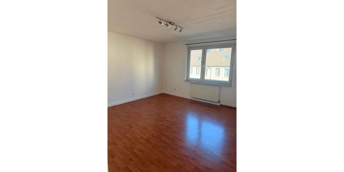 Etagenwohnung Krefeld Benrad - 2 Zimmer, 59 m&sup2;, 690&euro; | Angebot:26462844