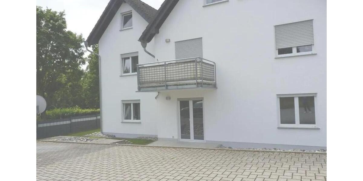 Schöne helle 2 ZKB Wohnung mit Balkon in ruhiger Lage in Hünfelden-Dauborn 2 zimmer