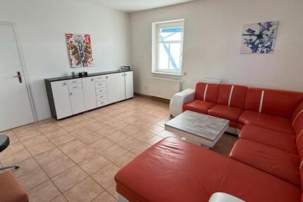 Wohnung Neustadt bei Coburg - 2 Zimmer, 65 m&sup2;, 750&euro; | Angebot:25362796