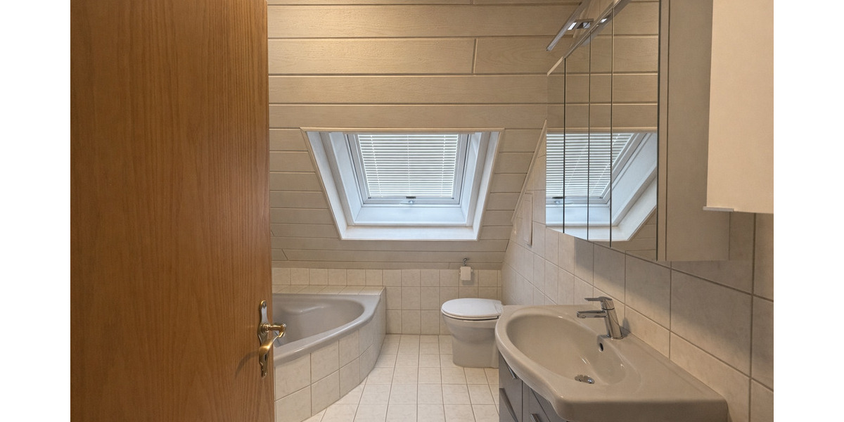 Etagenwohnung Kreuzwertheim Röttbach - 3 Zimmer, 80 m&sup2;, 750&euro; | Angebot:25675053