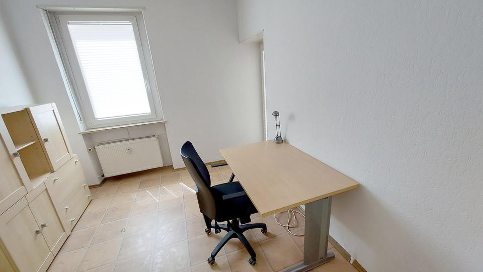 Wohnen auf Zeit Edenkoben - 4 Zimmer, 110 m&sup2;, 330&euro; | Angebot:24785968