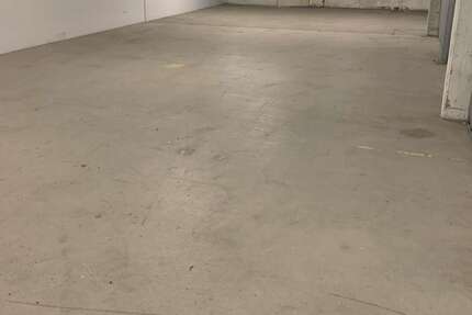 Halle in Fellbach 1.675 € 130 m² zimmer