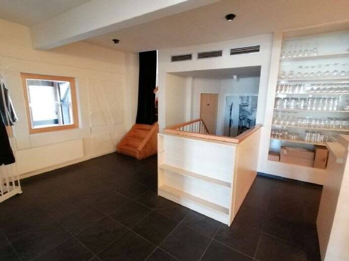 Gewerbeobjekt Nordhausen Zentrum - 4 Zimmer, 230 m&sup2;, 1.499&euro; | Angebot:25771431