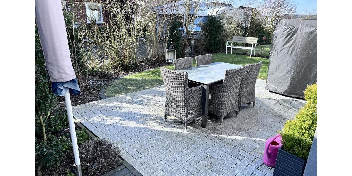 Doppelhaushälfte Detmold Hiddesen - 4 Zimmer, 128 m&sup2;, 1.865&euro; | Angebot:25022862