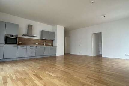 Wohnung zum Mieten in Berlin 2.188 € 99 m²