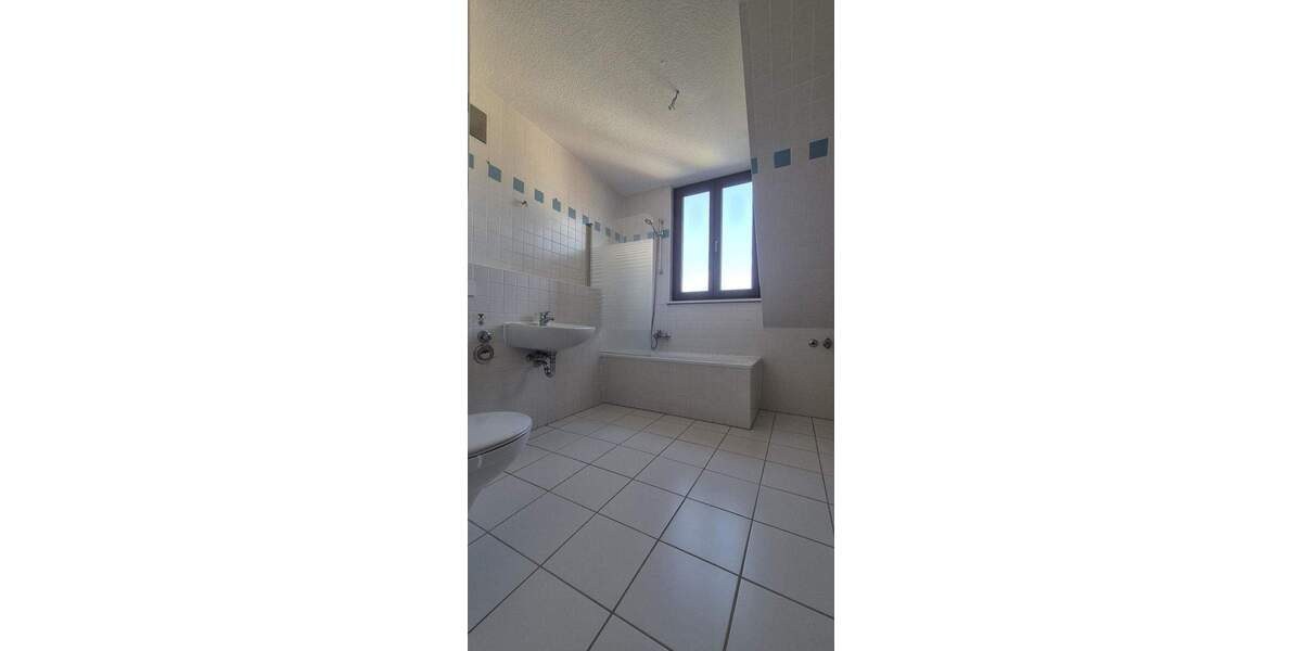 Etagenwohnung Eilenburg Eilenburg-Berg - 3 Zimmer, 79 m&sup2;, 550&euro; | Angebot:25691535