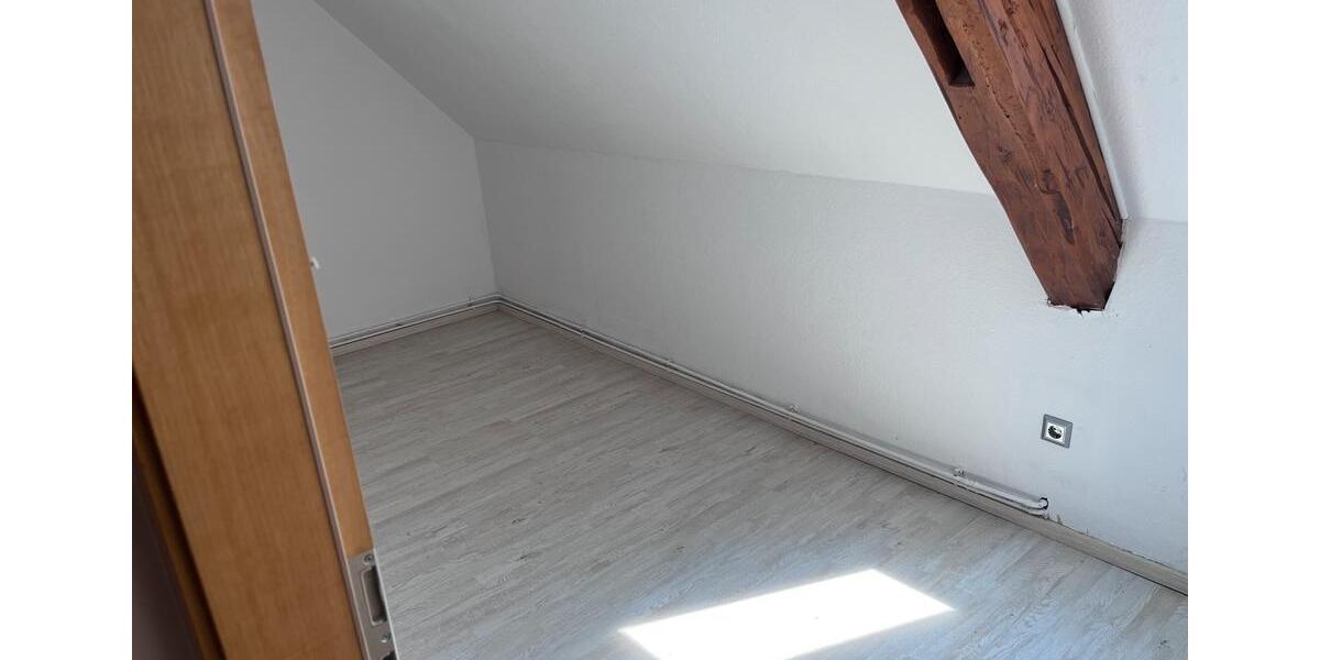 Dachgeschoßwohnung Clausthal-Zellerfeld Zellerfeld - 3.5 Zimmer, 80 m&sup2;, 780&euro; | Angebot:16835125