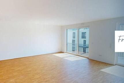 Komfortable 3-Zimmer-Neubauwohnung mit großem BALKON und EBK im Neubauquartier 