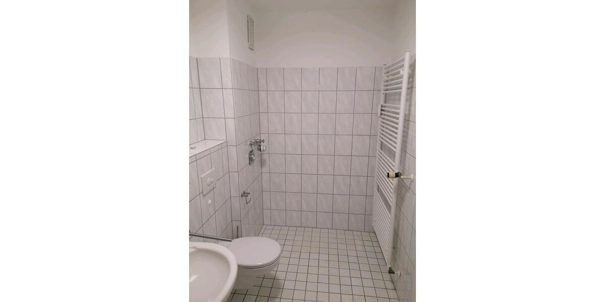 Etagenwohnung Königslutter am Elm - 3 Zimmer, 74 m&sup2;, 580&euro; | Angebot:26697620