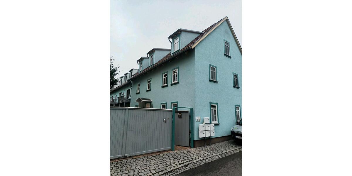 Dachgeschosswohnung in Erfurt-Schmira zu Vermieten 2 zimmer