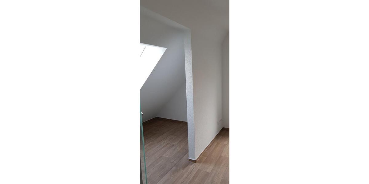 Dachgeschoßwohnung Zörbig - 2 Zimmer, 60 m&sup2;, 510&euro; | Angebot:26703979