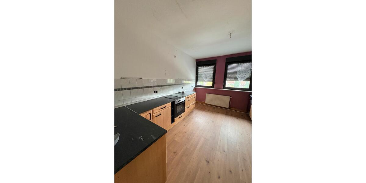Dachgeschoßwohnung Friedrichsthal - 5 Zimmer, 125 m&sup2;, 890&euro; | Angebot:26619287